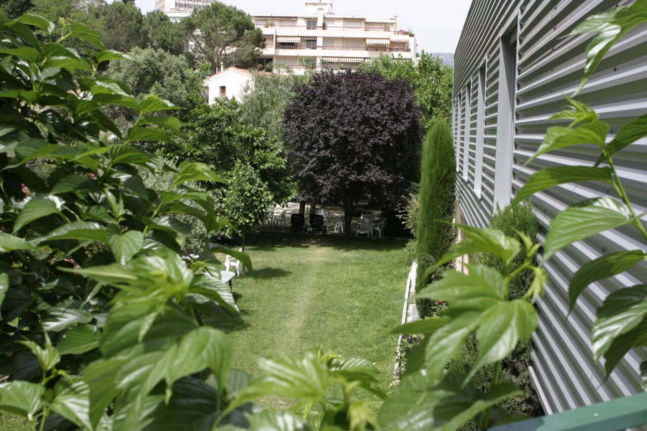 22 facade jardin clinique saint francois